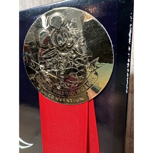 Beauty & Beast on Broadway Belle 19844 Disney Bear & Doll Convention 1998 Barbie - Picture 2 of 10